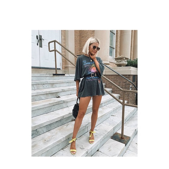 Heels - Picture 2 of 5